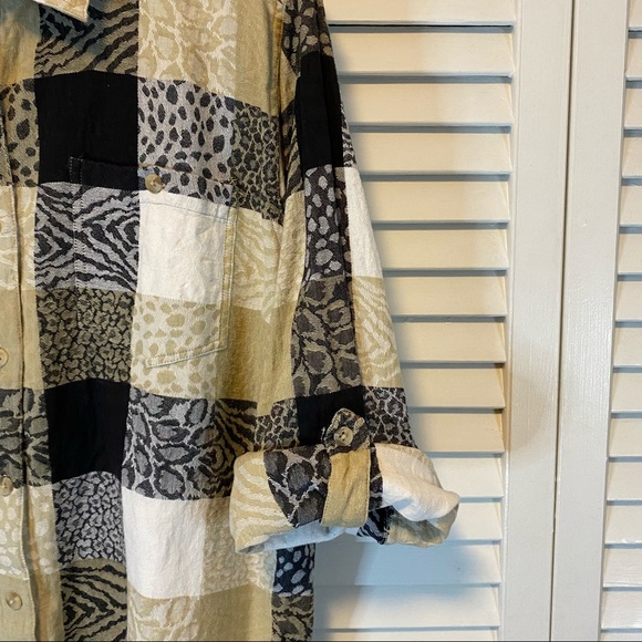 VINTAGE CST BLUES PLUS SIZE BUTTON UP SHACKET - Picture 4 of 5